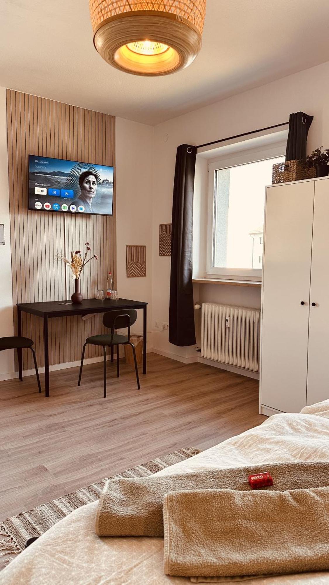Apartment Mit Netflix - Parken - Kueche - Bad Weiden in der Oberpfalz Luaran gambar